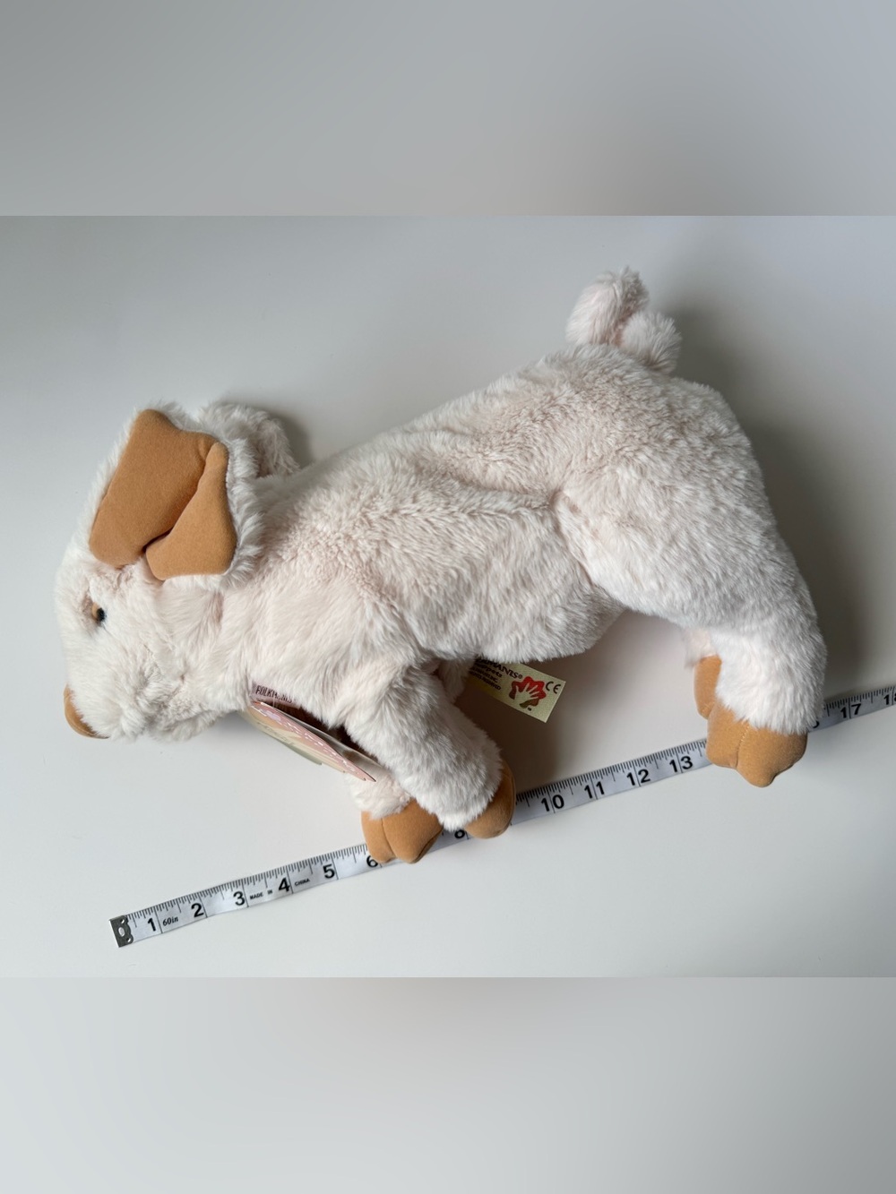 Folkmanis Piglet Puppet - Picture 4 of 9